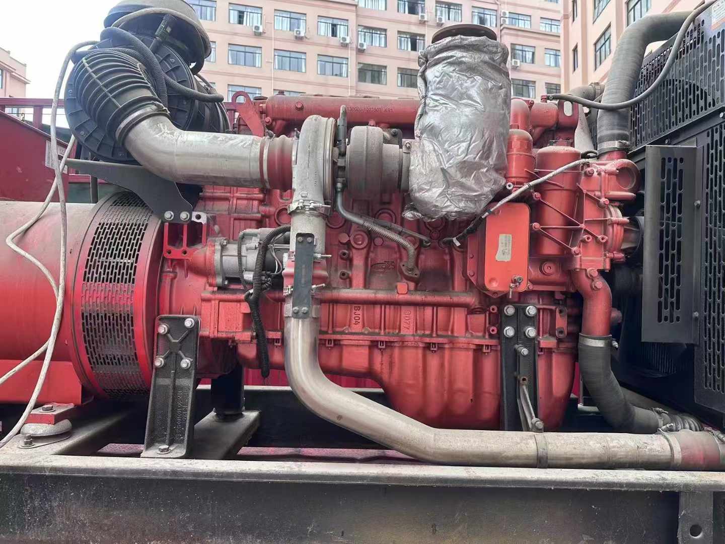康乐如何选择适合 600kW 柴油发电机组的过载保护器？
