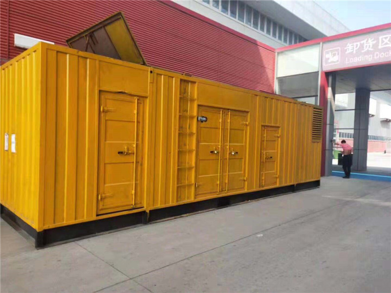 康乐国内外发电机组租赁合同在明确设备维护责任方面有哪些不同做法？